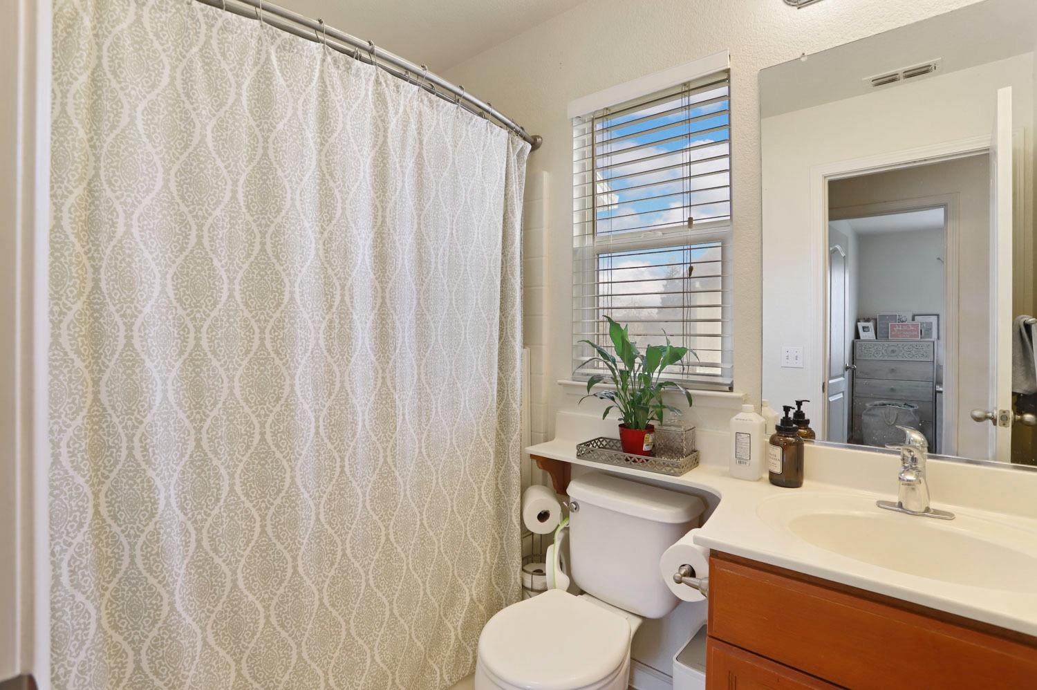 Detail Gallery Image 27 of 39 For 2340 Paseo Del Sol, Turlock,  CA 95382 - 3 Beds | 2/1 Baths