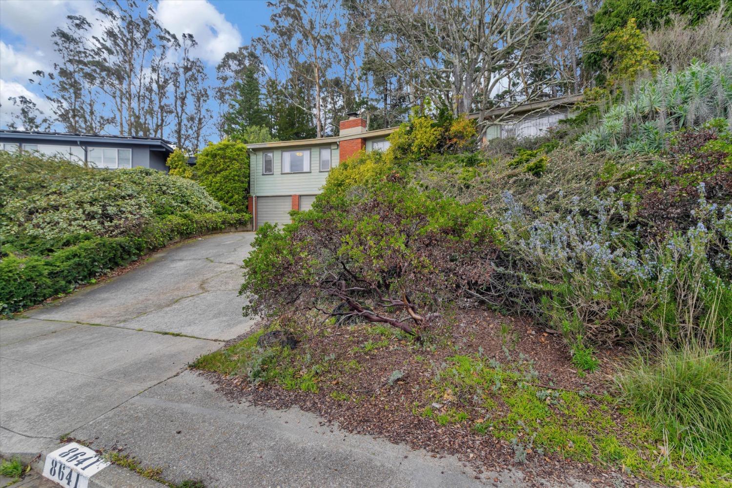 Don Carol Drive, El Cerrito, California image 3