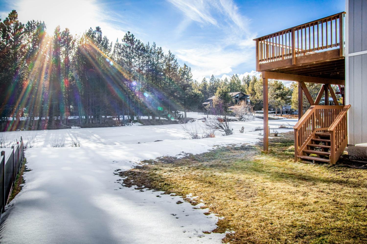 Detail Gallery Image 34 of 45 For 750 Lassen Dr, South Lake Tahoe,  CA 96150 - 3 Beds | 3 Baths