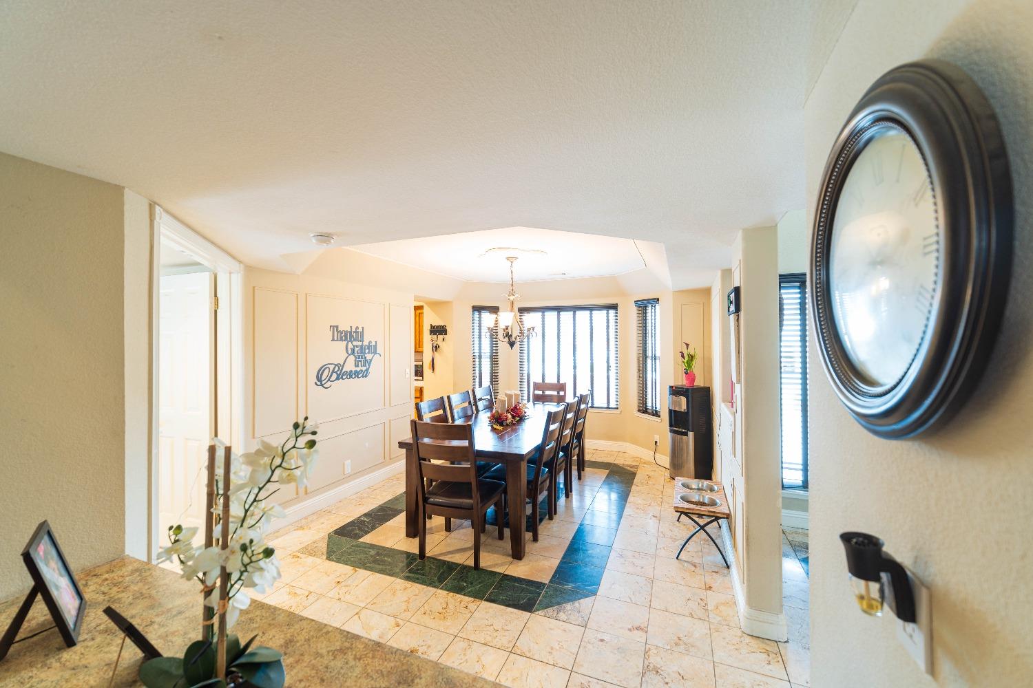 Detail Gallery Image 9 of 35 For 947 Snowgoose Ln, Manteca,  CA 95337 - 4 Beds | 2/1 Baths