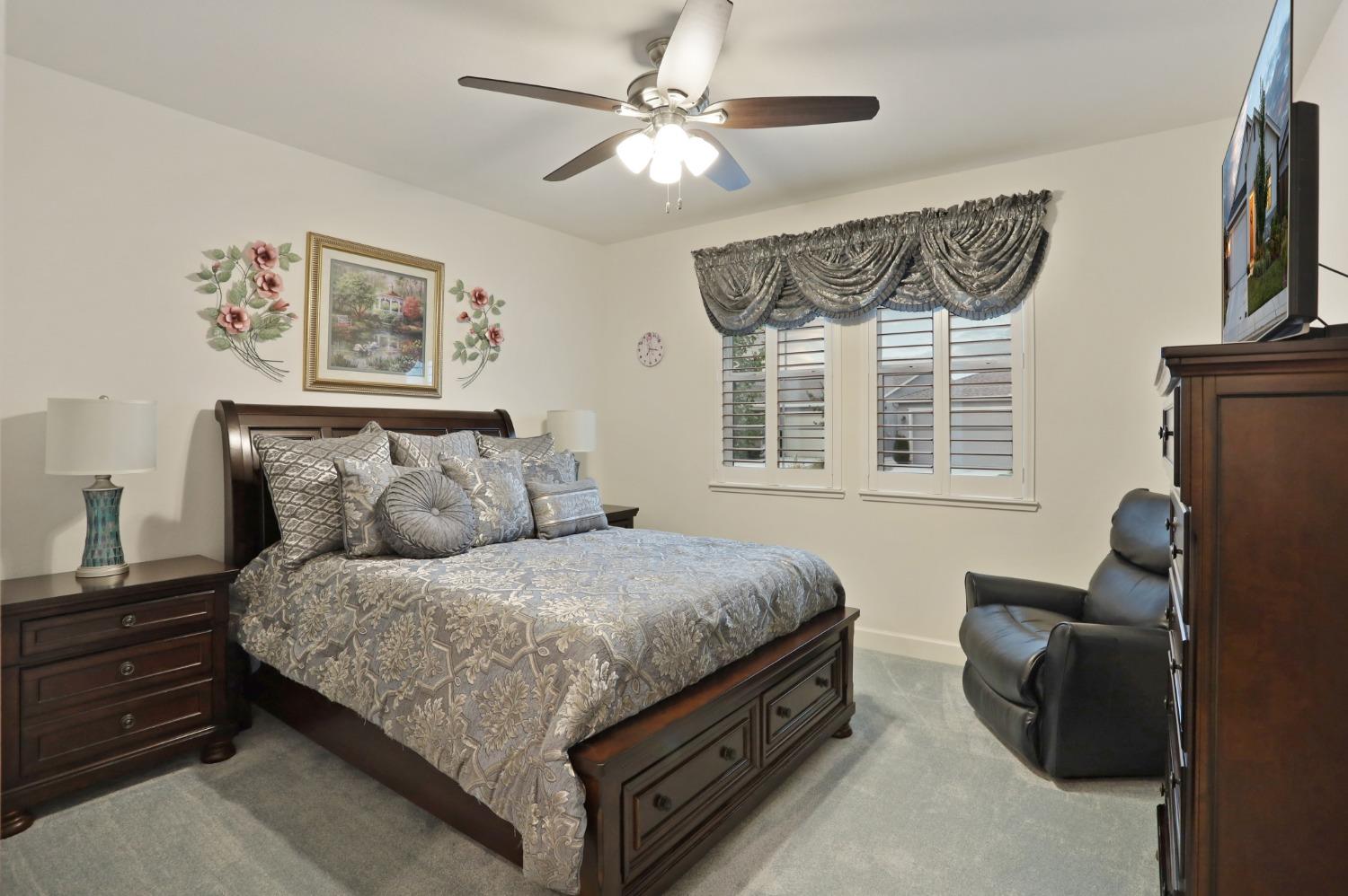 Detail Gallery Image 35 of 89 For 1004 Camborne Dr, Manteca,  CA 95336 - 2 Beds | 2/1 Baths