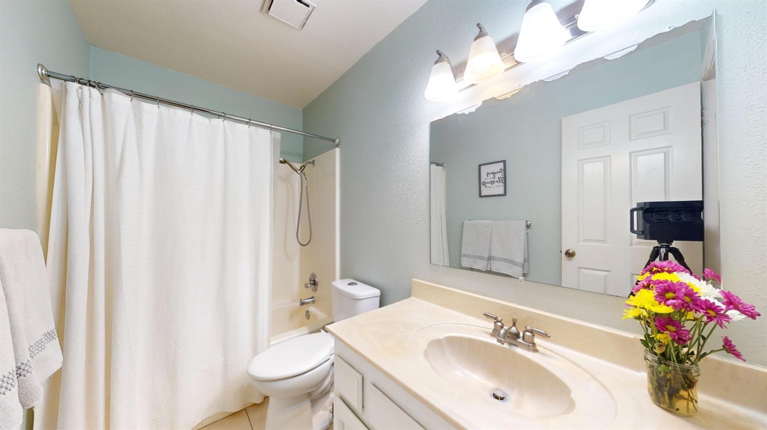 Detail Gallery Image 17 of 30 For 3400 Sullivan #169,  Modesto,  CA 95356 - 2 Beds | 2 Baths