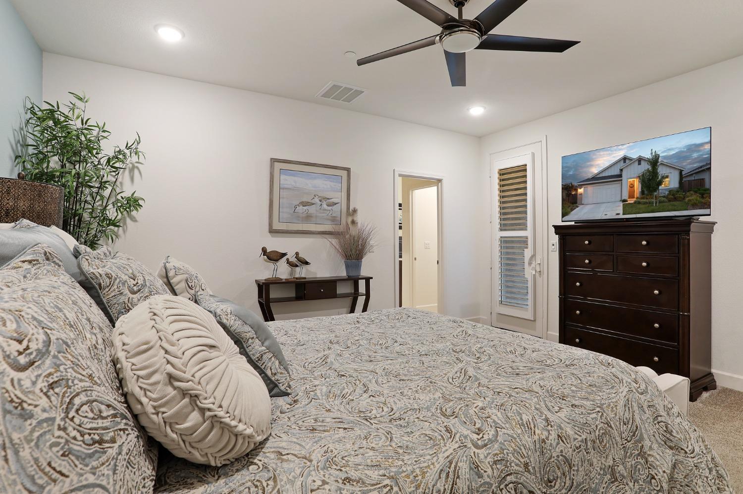 Detail Gallery Image 29 of 89 For 1004 Camborne Dr, Manteca,  CA 95336 - 2 Beds | 2/1 Baths