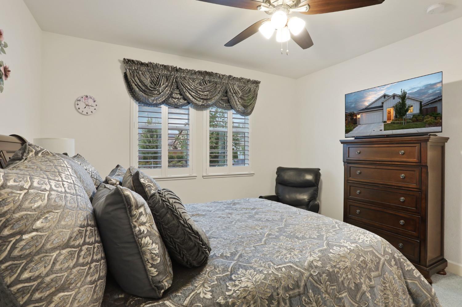 Detail Gallery Image 34 of 89 For 1004 Camborne Dr, Manteca,  CA 95336 - 2 Beds | 2/1 Baths