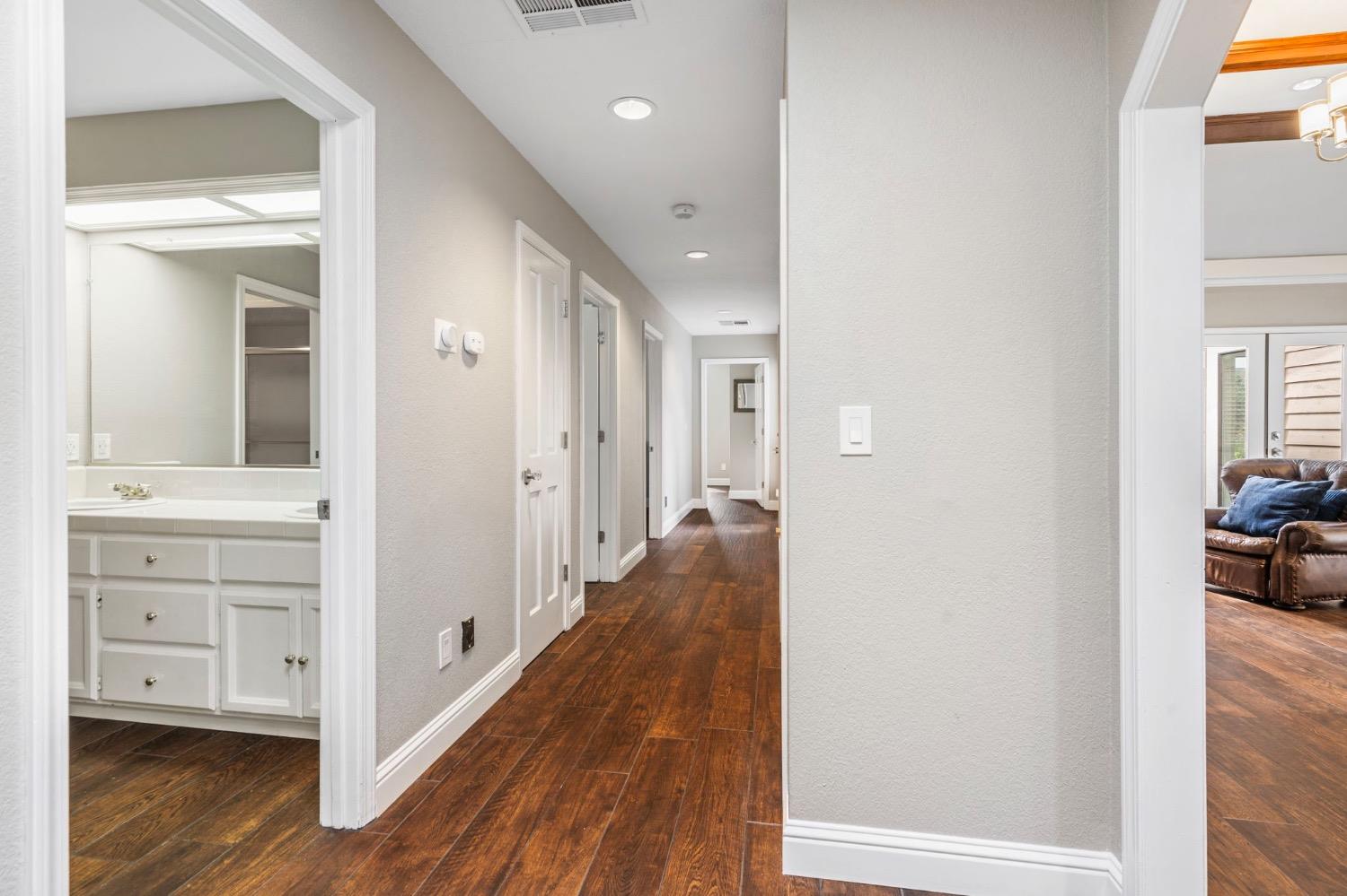 Detail Gallery Image 34 of 93 For 5759 Acorn Ct, Stockton,  CA 95212 - 5 Beds | 3/1 Baths