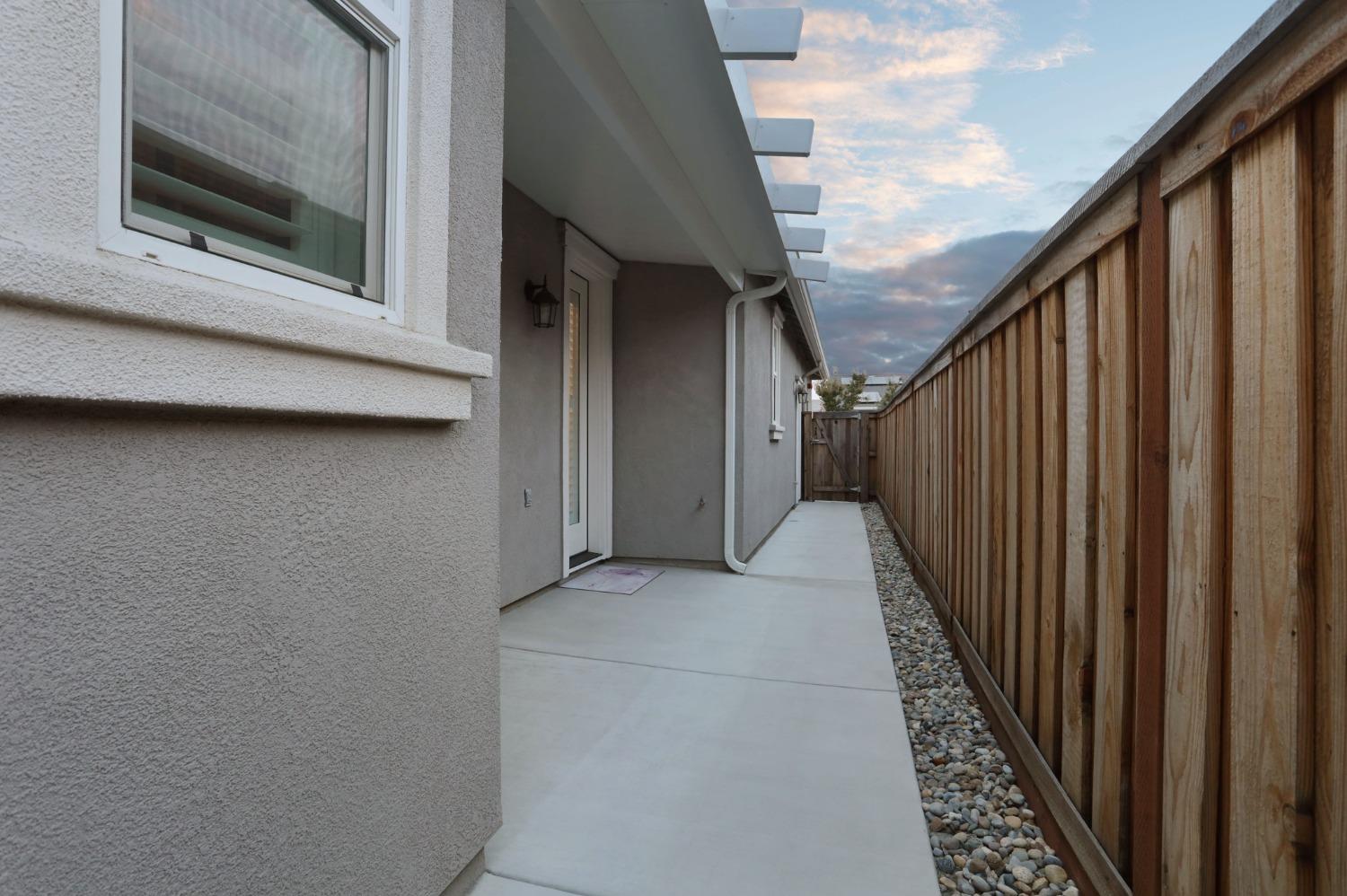 Detail Gallery Image 69 of 89 For 1004 Camborne Dr, Manteca,  CA 95336 - 2 Beds | 2/1 Baths