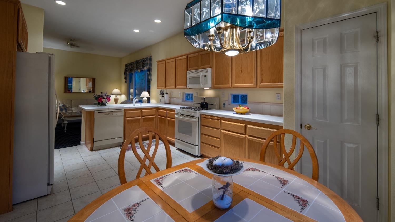 Detail Gallery Image 21 of 43 For 4519 Scenic Dr, Rocklin,  CA 95765 - 2 Beds | 2 Baths