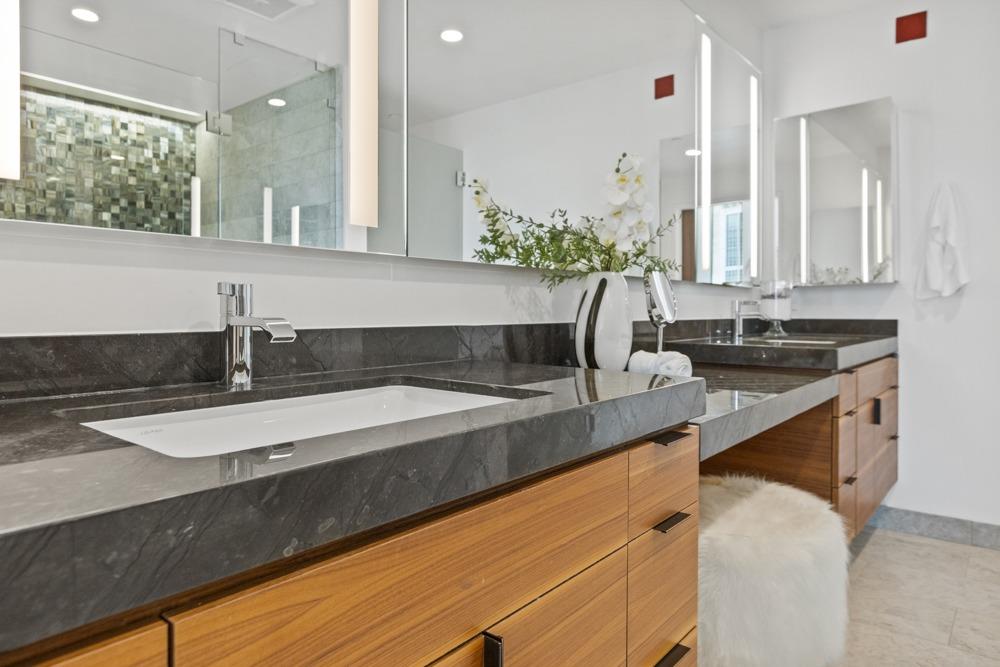 Detail Gallery Image 56 of 99 For 500 J St #1806,  Sacramento,  CA 95814 - 2 Beds | 2/1 Baths