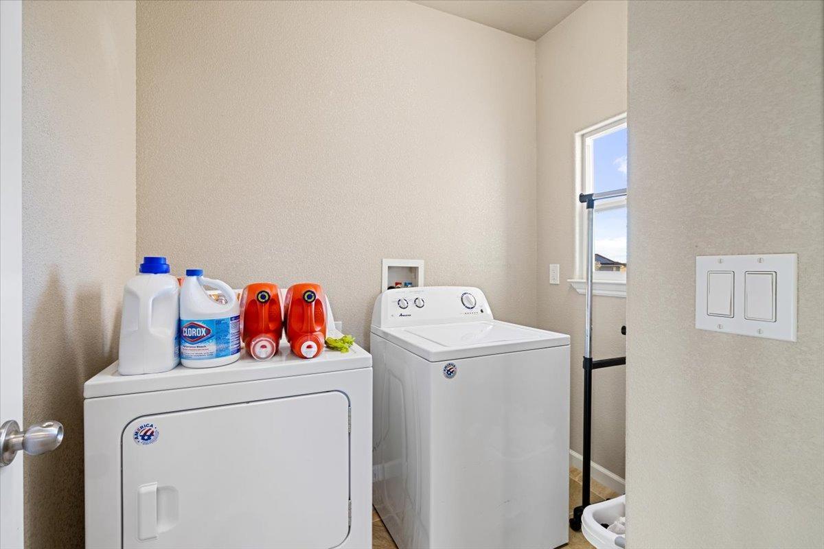 Detail Gallery Image 21 of 29 For 5550 E Hanover Ct, Linda,  CA 95901 - 3 Beds | 2/1 Baths