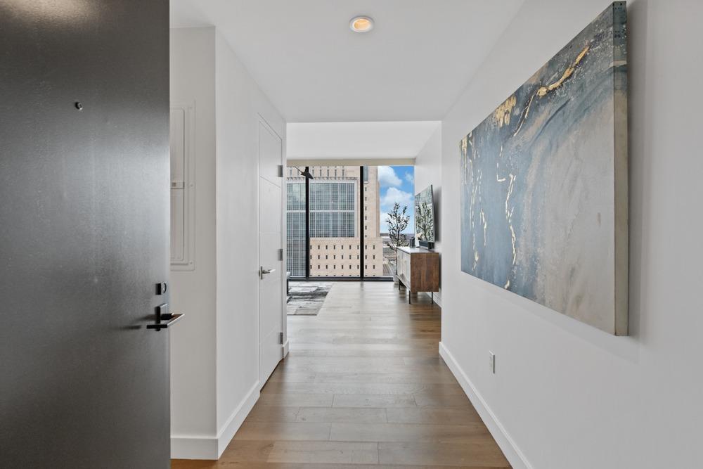 Detail Gallery Image 15 of 99 For 500 J St #1806,  Sacramento,  CA 95814 - 2 Beds | 2/1 Baths
