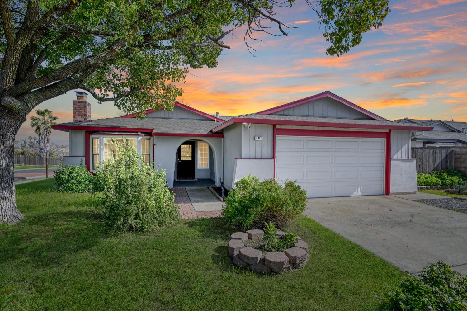 Detail Gallery Image 1 of 1 For 6808 Leatherwood Way, Sacramento,  CA 95842 - 4 Beds | 2 Baths