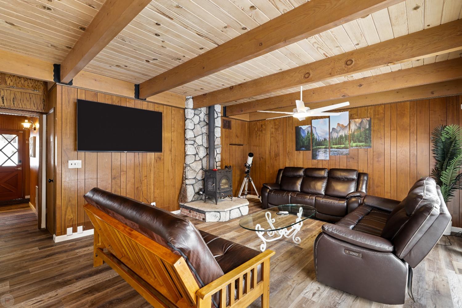 Detail Gallery Image 14 of 49 For 29995 State Highway 108, Long Barn,  CA 95335 - 3 Beds | 2 Baths
