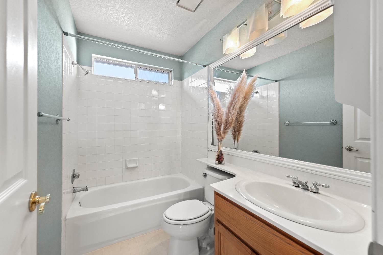 Detail Gallery Image 34 of 51 For 4330 Chariot Ct, Stockton,  CA 95219 - 3 Beds | 2/1 Baths