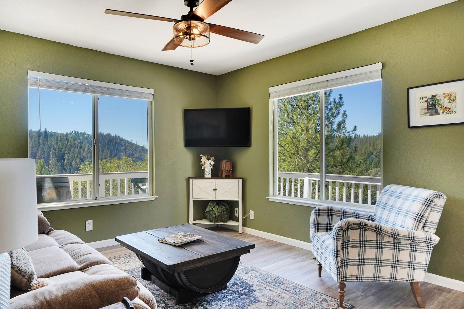 Detail Gallery Image 13 of 67 For 17111 Rancho Canyon Rd, Sutter Creek,  CA 95685 - 3 Beds | 2/2 Baths