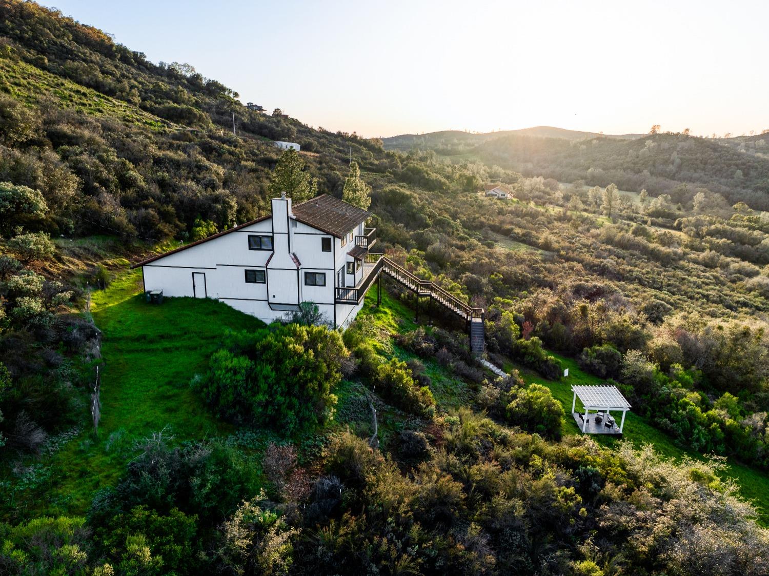 Kanaka Valley Road, Rescue, California image 43