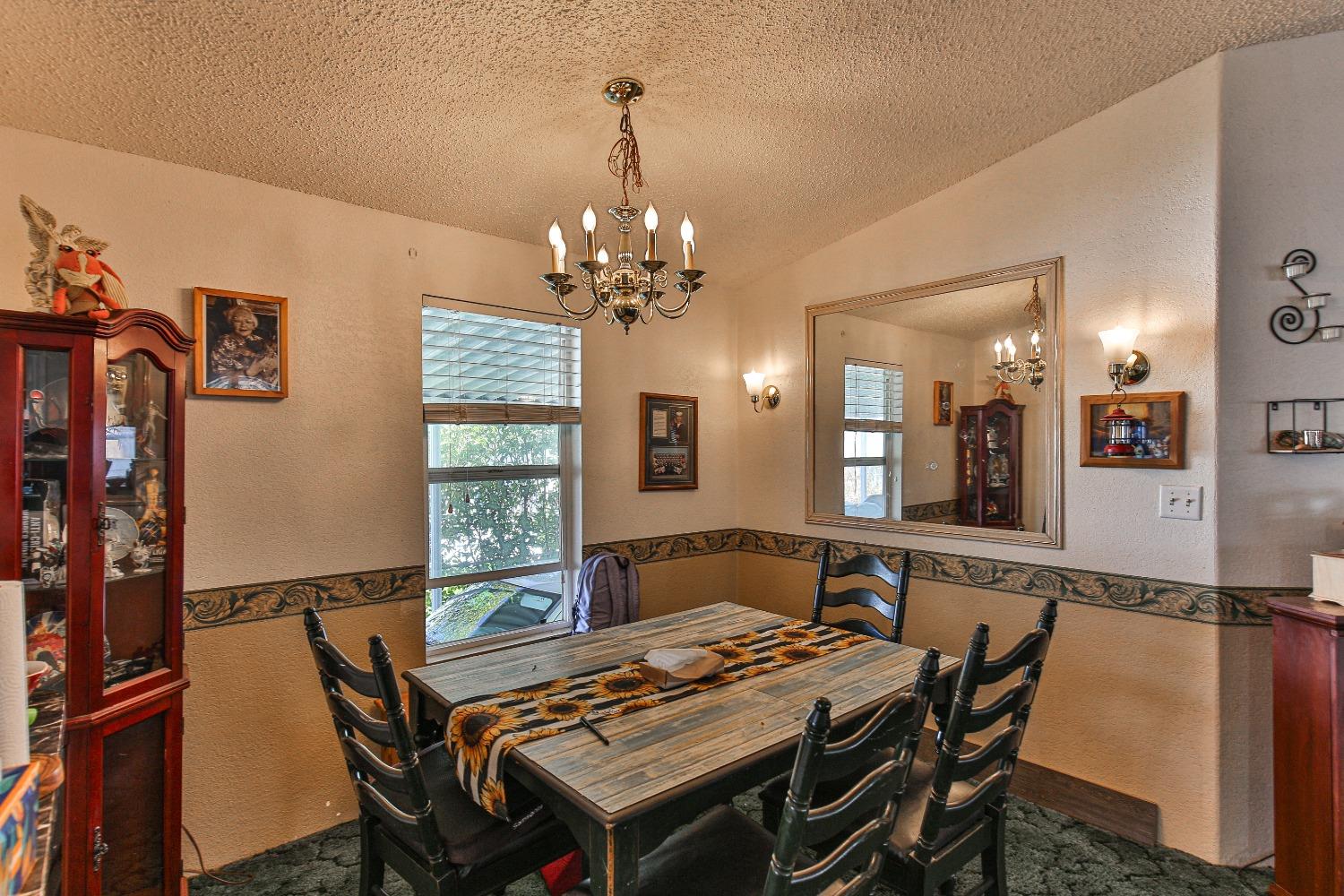 Detail Gallery Image 32 of 65 For 17 Commodore, Sacramento,  CA 95838 - 3 Beds | 2 Baths