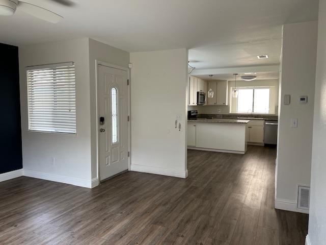 Detail Gallery Image 20 of 37 For 1907 S Mills Ave #2,  Lodi,  CA 95242 - 2 Beds | 2 Baths