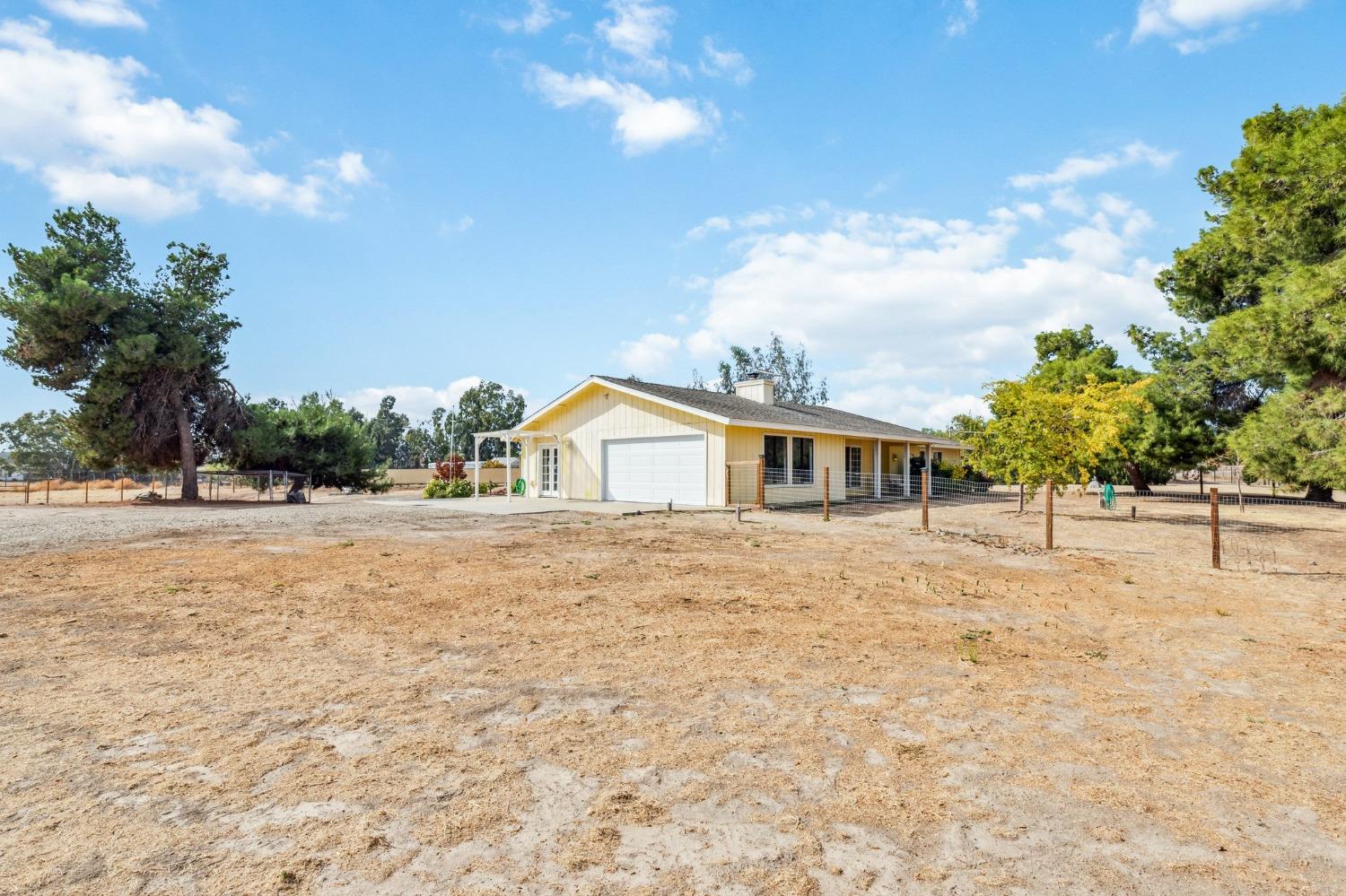 Kenneth Avenue, Madera, California image 3