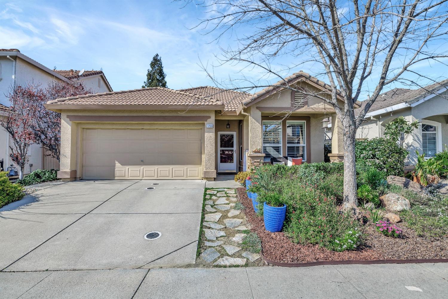 Detail Gallery Image 1 of 1 For 1735 Cadfael St, Roseville,  CA 95747 - 3 Beds | 2 Baths