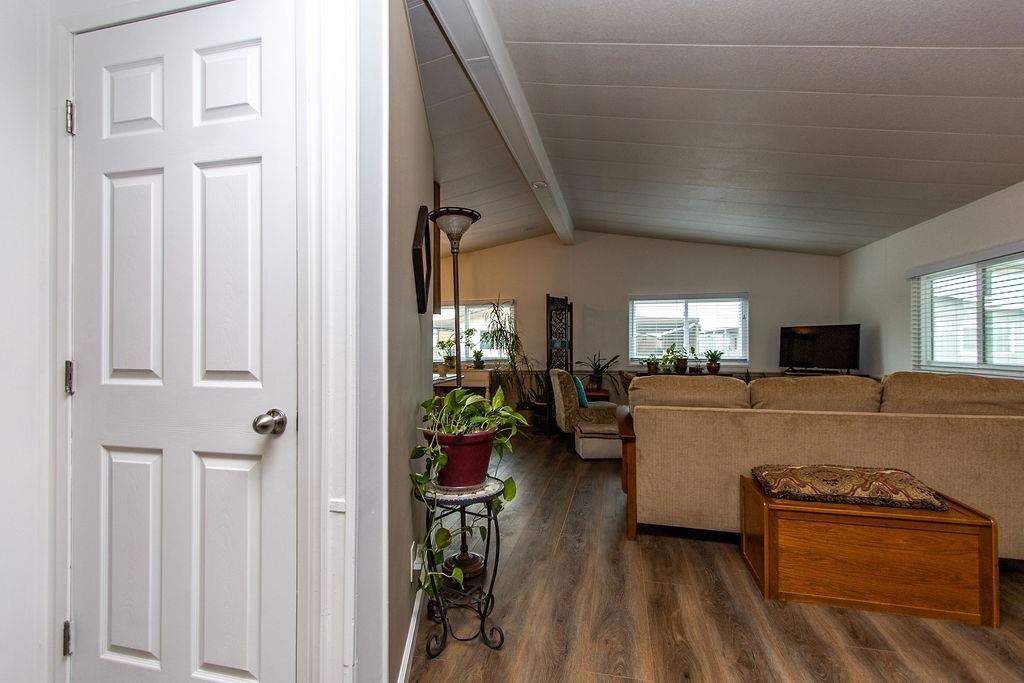 Detail Gallery Image 12 of 54 For 19667 American Ave 2, Hilmar,  CA 95324 - 2 Beds | 2 Baths