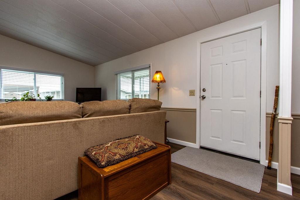 Detail Gallery Image 8 of 54 For 19667 American Ave 2, Hilmar,  CA 95324 - 2 Beds | 2 Baths