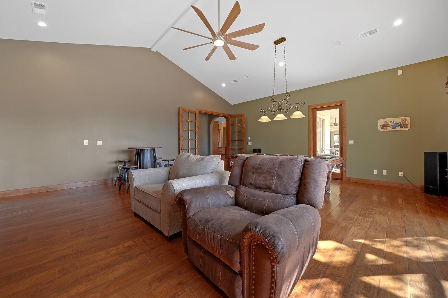 Detail Gallery Image 33 of 93 For 5555 Red Valley Rd, Ione,  CA 95640 - 4 Beds | 3/1 Baths