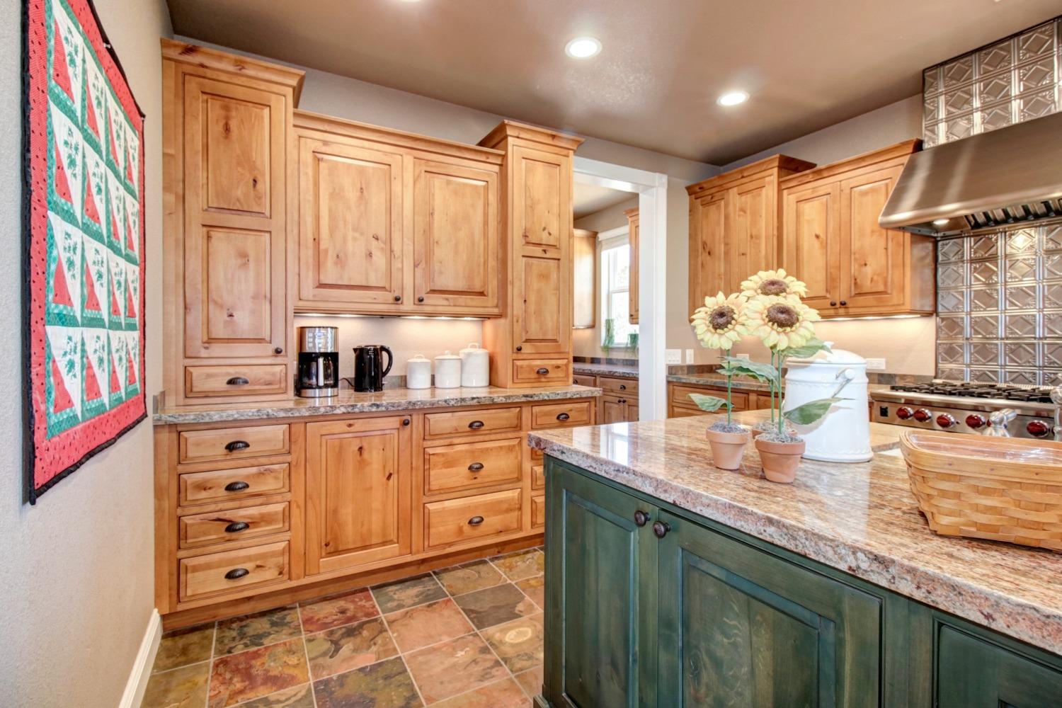 Detail Gallery Image 17 of 69 For 14711 Muller Rd, Plymouth,  CA 95669 - 3 Beds | 2/1 Baths