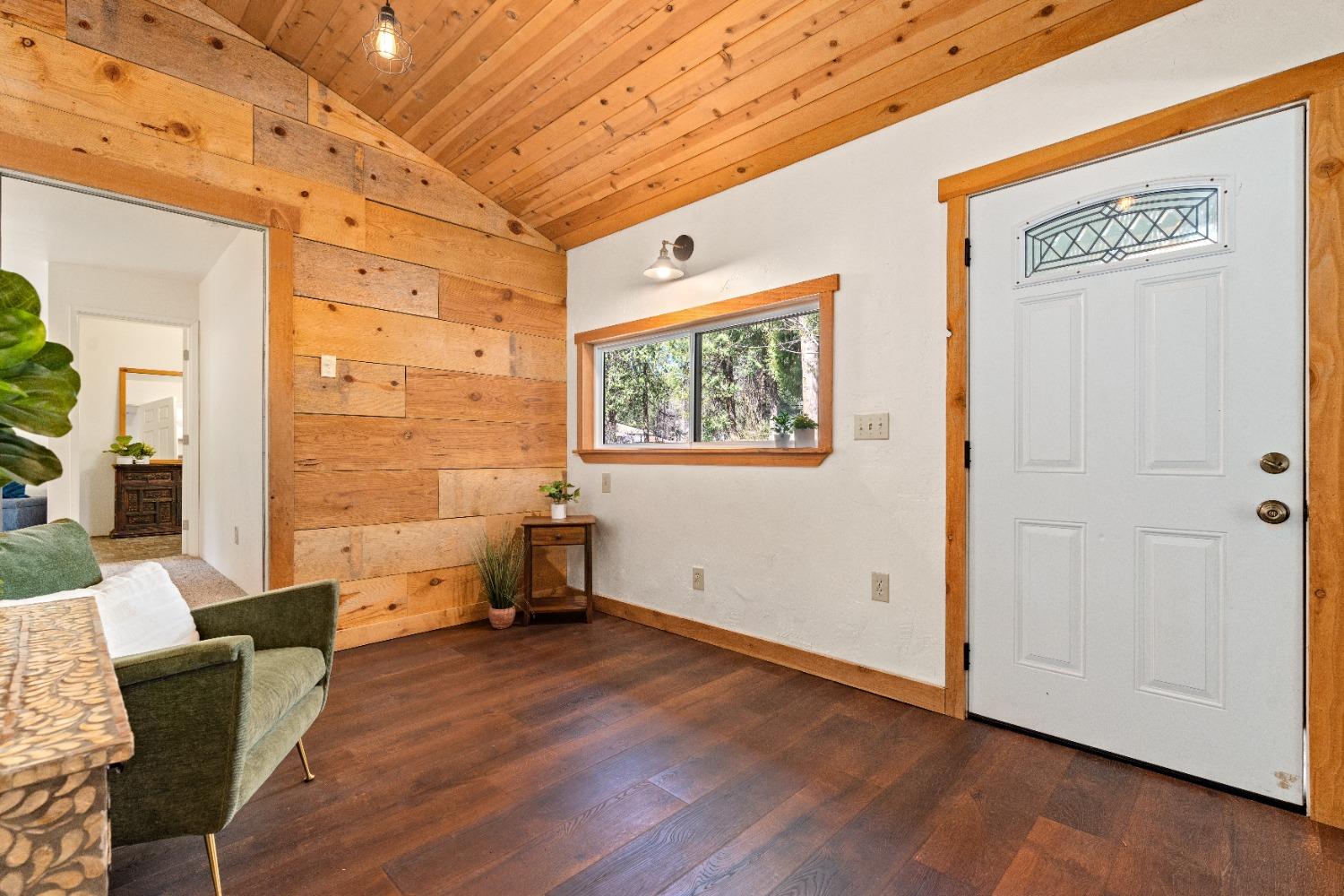 Detail Gallery Image 14 of 75 For 13015 Greenhorn Rd, Grass Valley,  CA 95945 - 3 Beds | 1 Baths