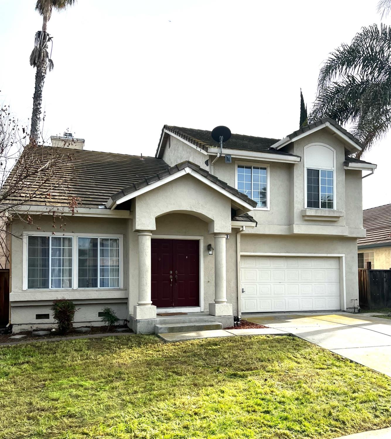 Photo of 470 Wagtail Dr in Tracy, CA