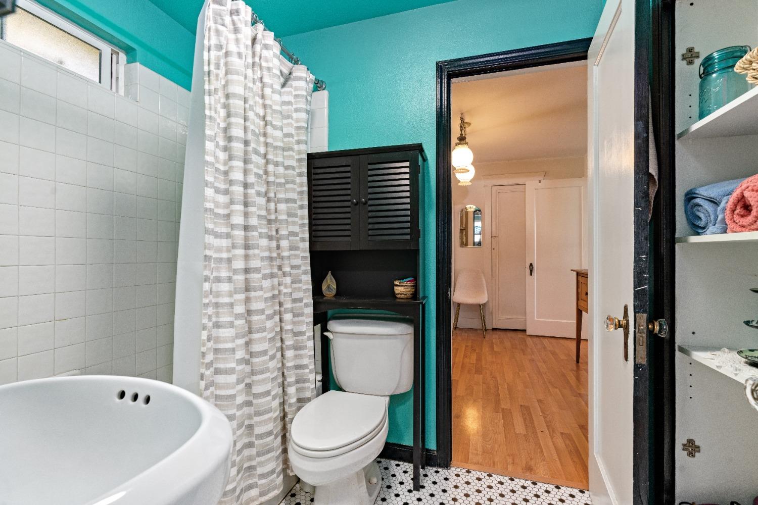 Detail Gallery Image 31 of 47 For 665 S Auburn, Grass Valley,  CA 95945 - 2 Beds | 1 Baths