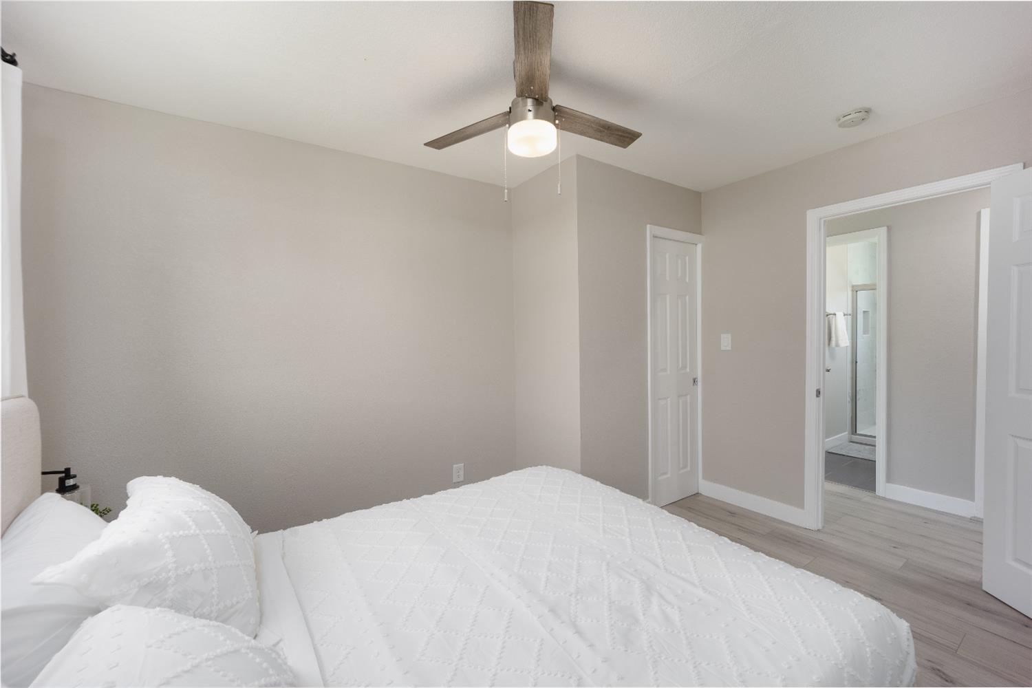 Detail Gallery Image 23 of 38 For 8942 Alderson Ave, Sacramento,  CA 95826 - 3 Beds | 2 Baths