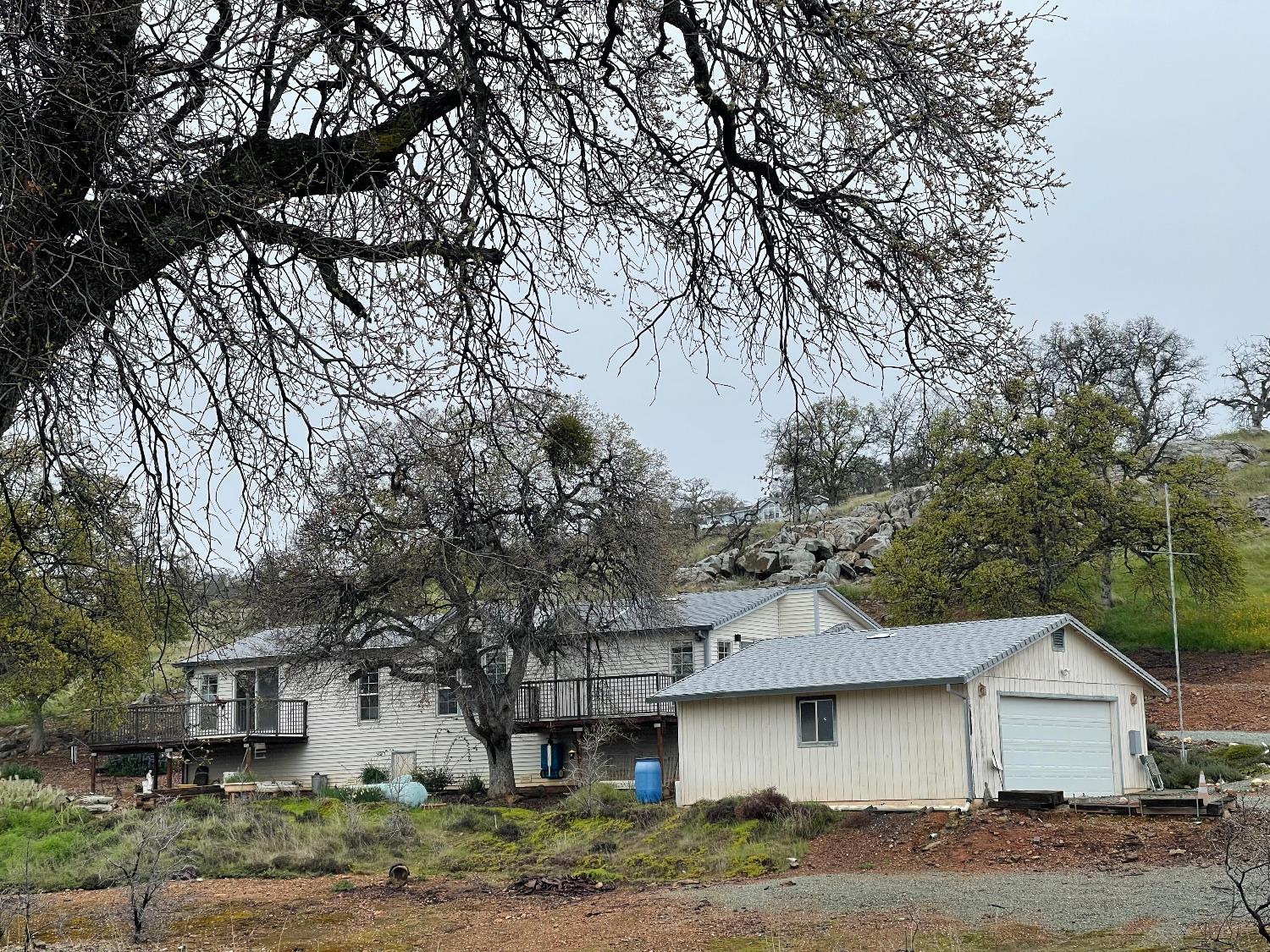 Veredita Street, La Grange, California image 7