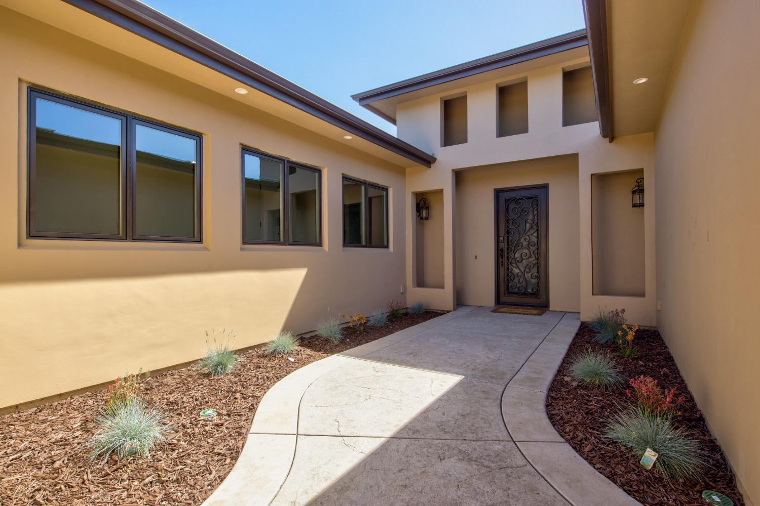 Detail Gallery Image 5 of 62 For 151 Blue Oak Ct, Copperopolis,  CA 95228 - 3 Beds | 2/1 Baths