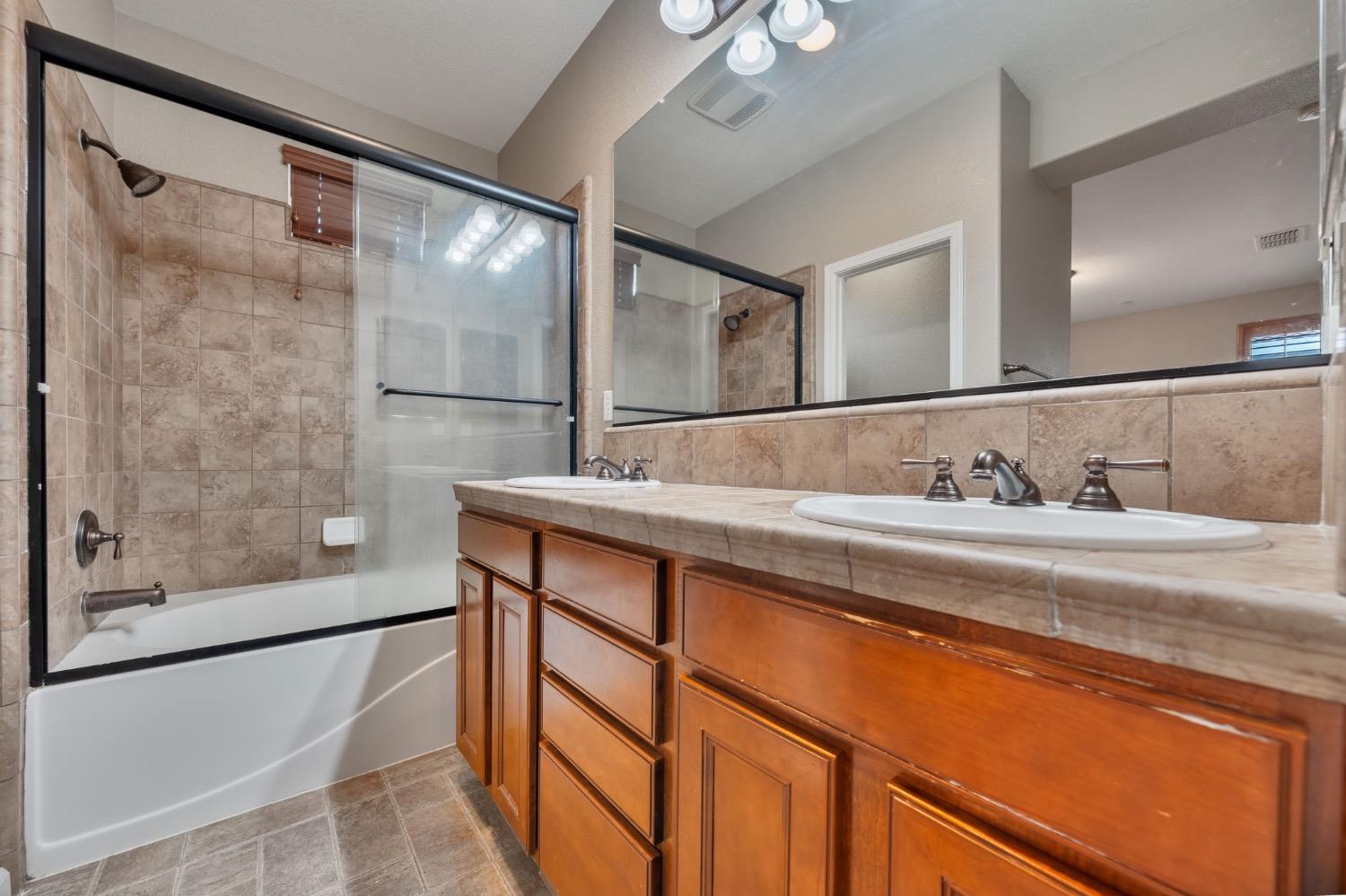 Detail Gallery Image 18 of 43 For 7515 Sheldon Rd #31101,  Elk Grove,  CA 95758 - 3 Beds | 2/1 Baths