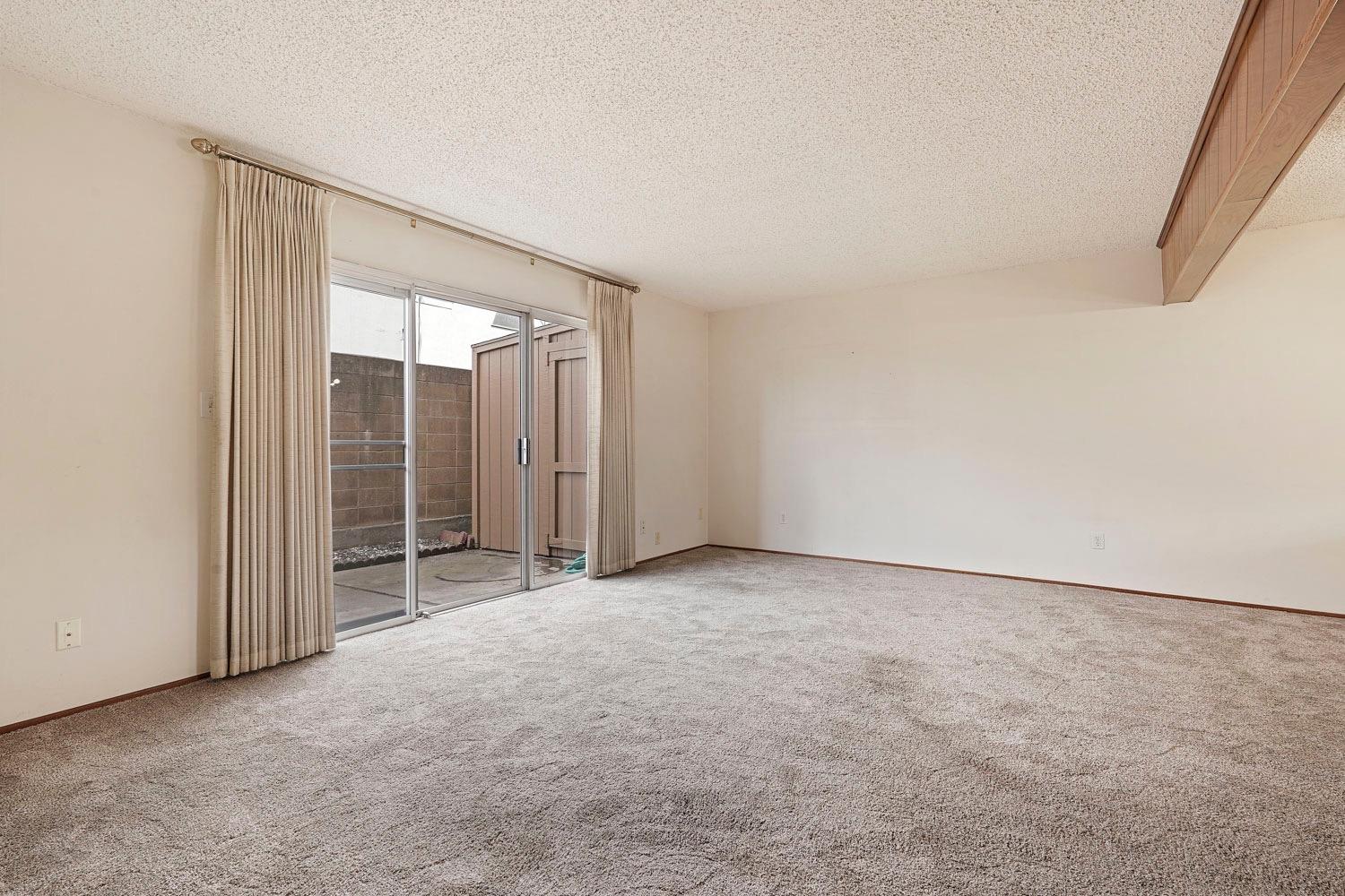 Detail Gallery Image 13 of 43 For 1077 Rivara Rd #215,  Stockton,  CA 95207 - 2 Beds | 1/1 Baths
