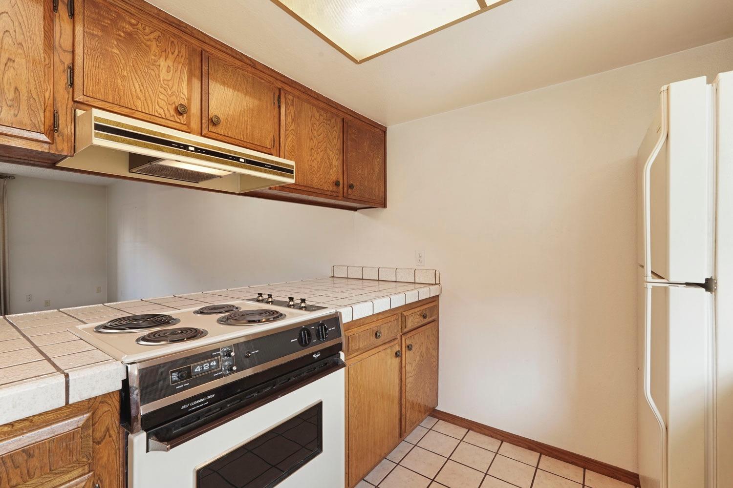 Detail Gallery Image 18 of 43 For 1077 Rivara Rd #215,  Stockton,  CA 95207 - 2 Beds | 1/1 Baths