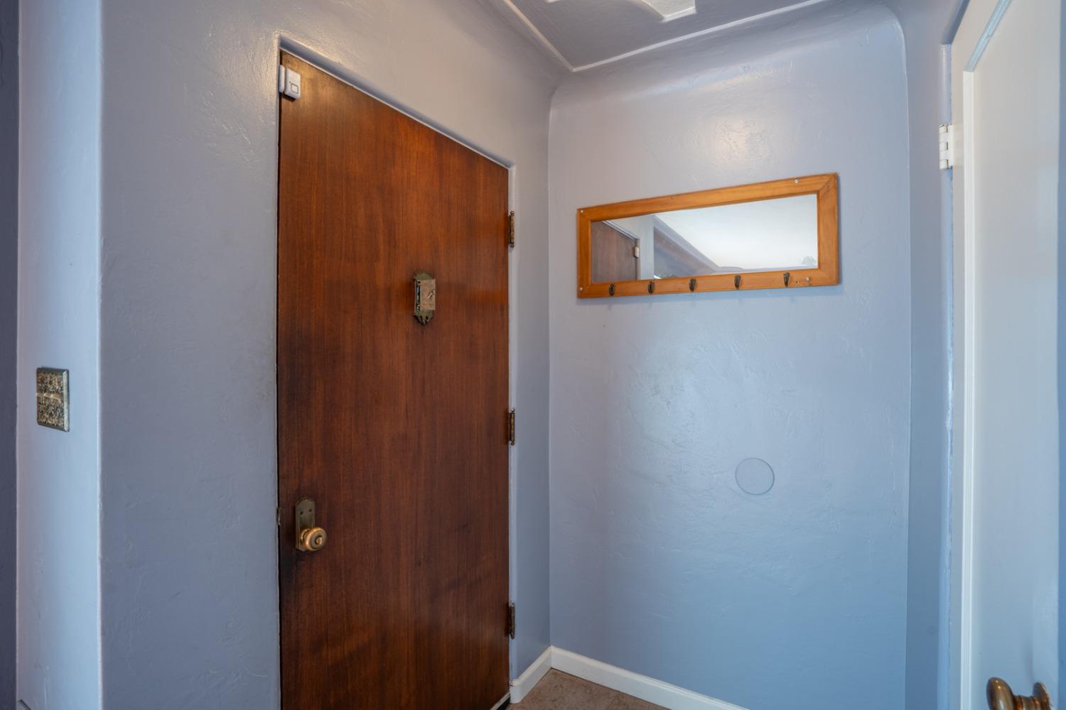 Detail Gallery Image 6 of 46 For 1131 Illinois Ave, Los Banos,  CA 93635 - 2 Beds | 1 Baths