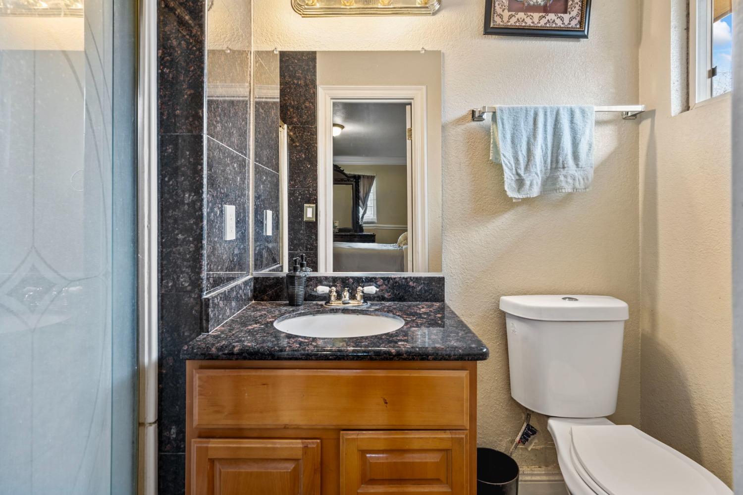 Detail Gallery Image 31 of 46 For 2033 Trent Dr, Modesto,  CA 95350 - 3 Beds | 2 Baths