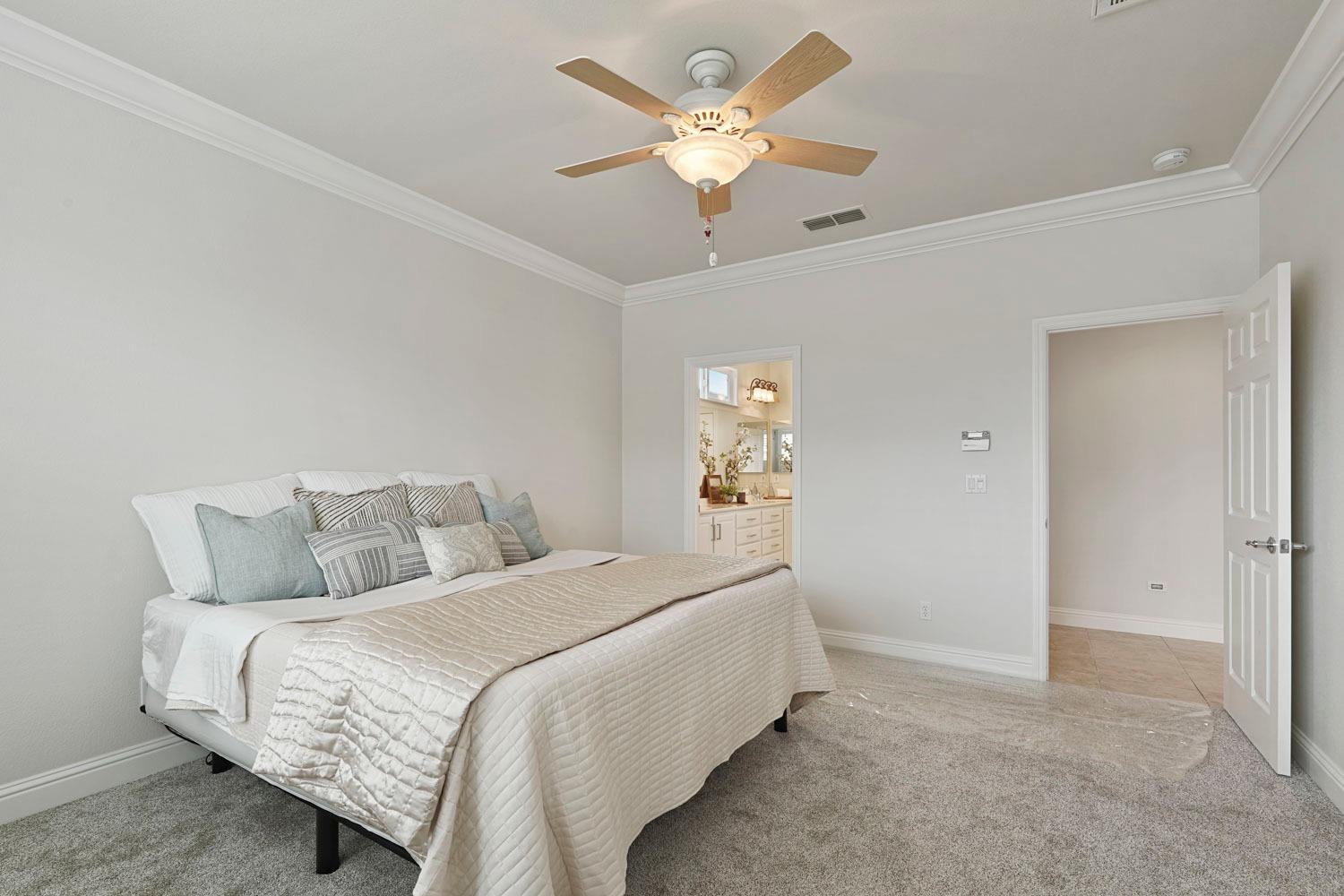 Detail Gallery Image 22 of 45 For 2350 Acorn Meadows Ln, Manteca,  CA 95336 - 2 Beds | 2 Baths