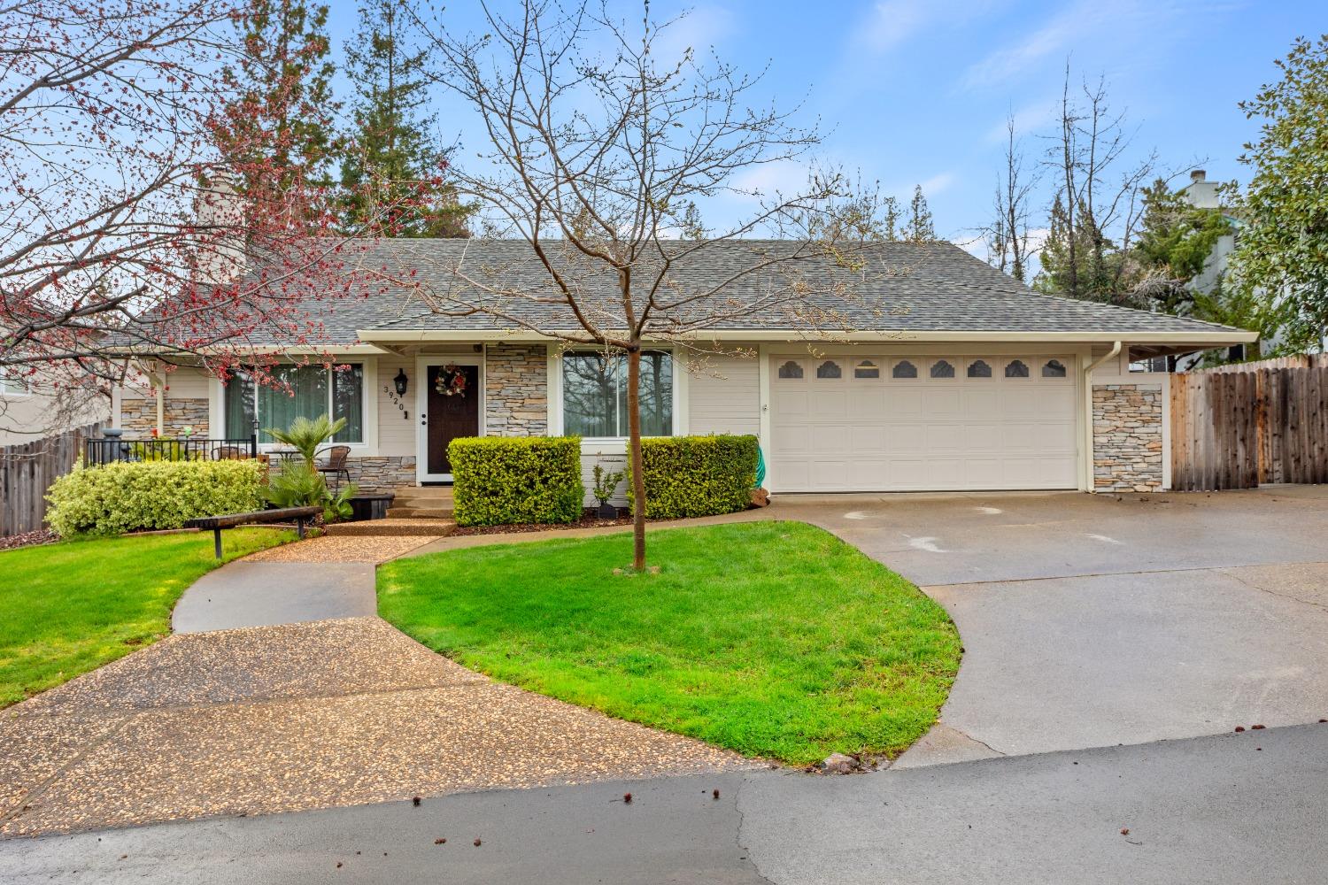 Photo of 3920 Heights Court, Cameron Park, CA 95682