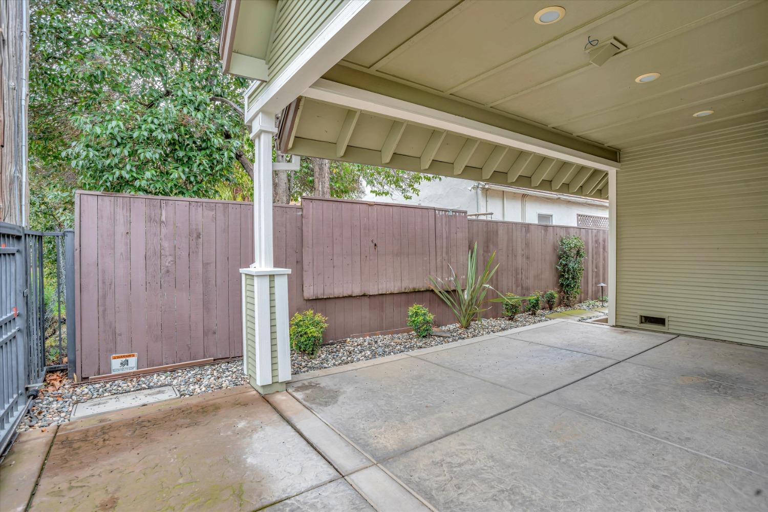 Detail Gallery Image 56 of 68 For 1348 37th St, Sacramento,  CA 95816 - 5 Beds | 3/1 Baths