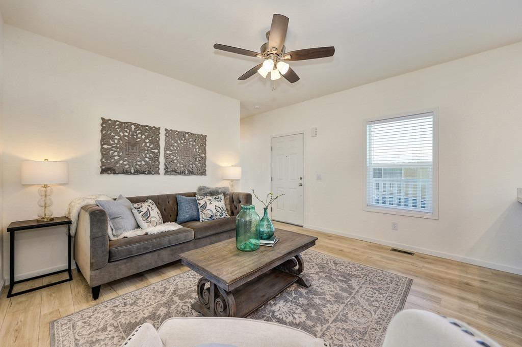 Detail Gallery Image 9 of 37 For 6525 Sunrise Blvd 18, Citrus Heights,  CA 95610 - 2 Beds | 2 Baths