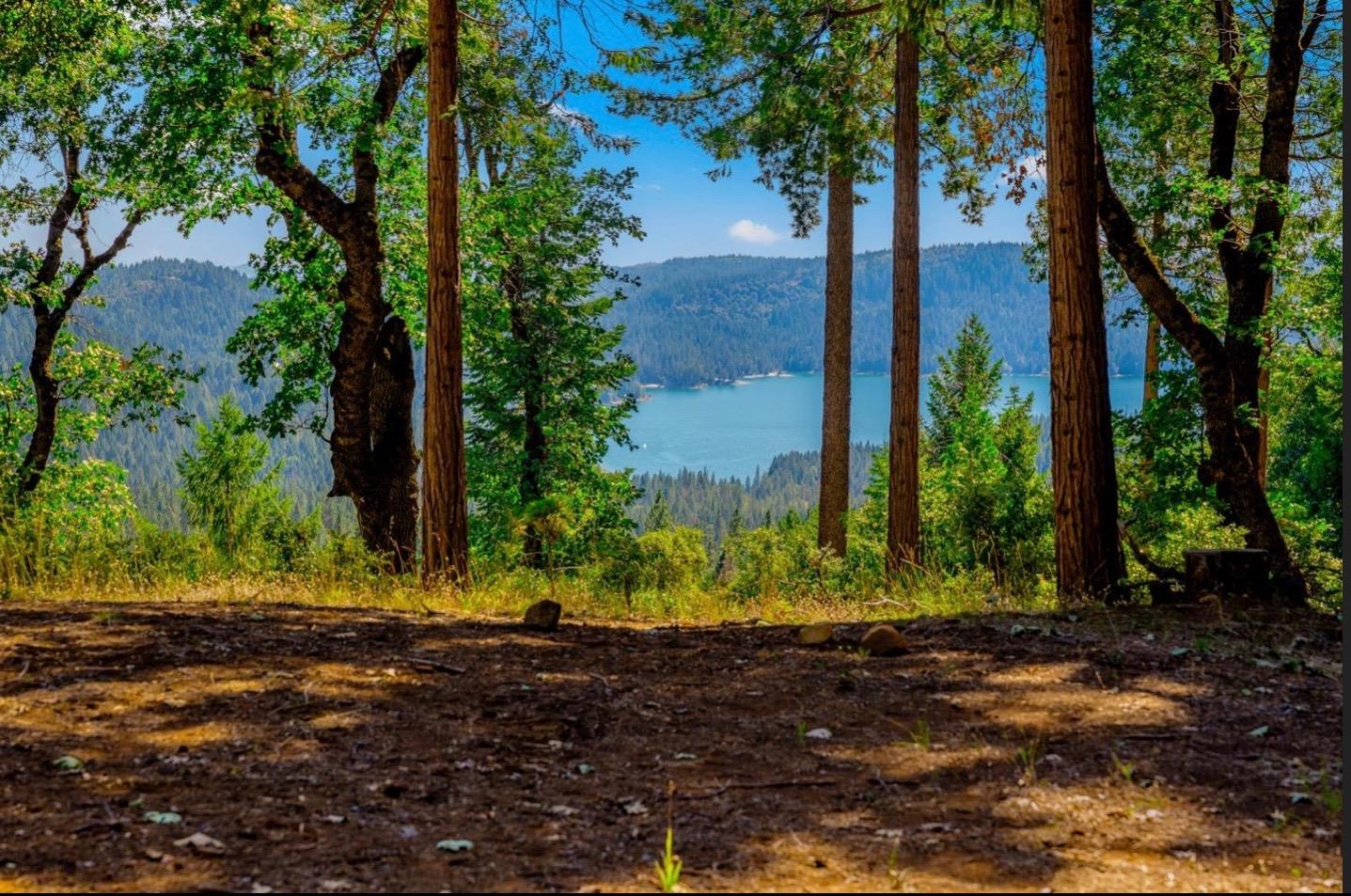 Photo of 21885 Skypine Lakeview Ln in Nevada City, CA