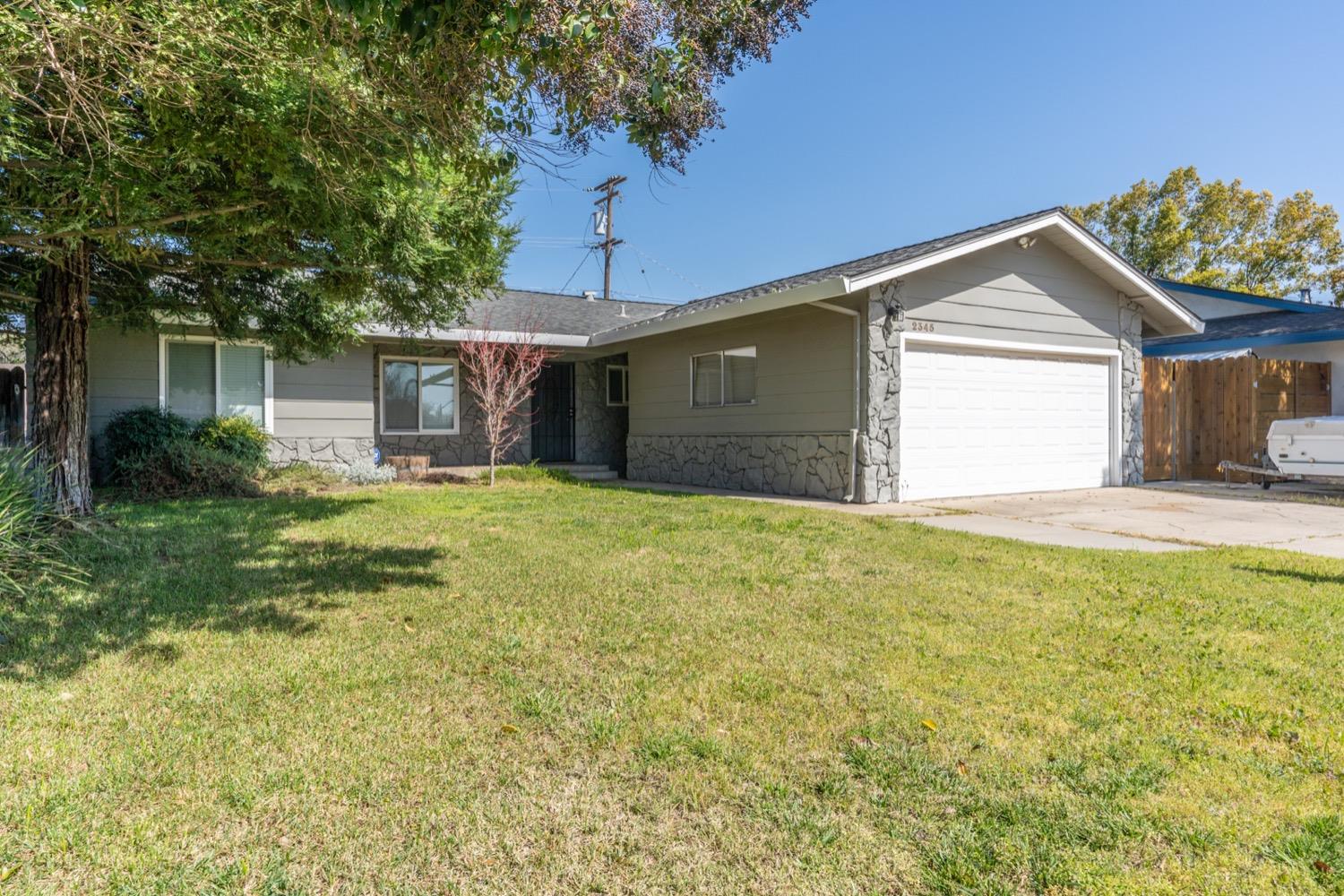 Detail Gallery Image 1 of 34 For 2345 Mission St, Turlock,  CA 95380 - 3 Beds | 2 Baths