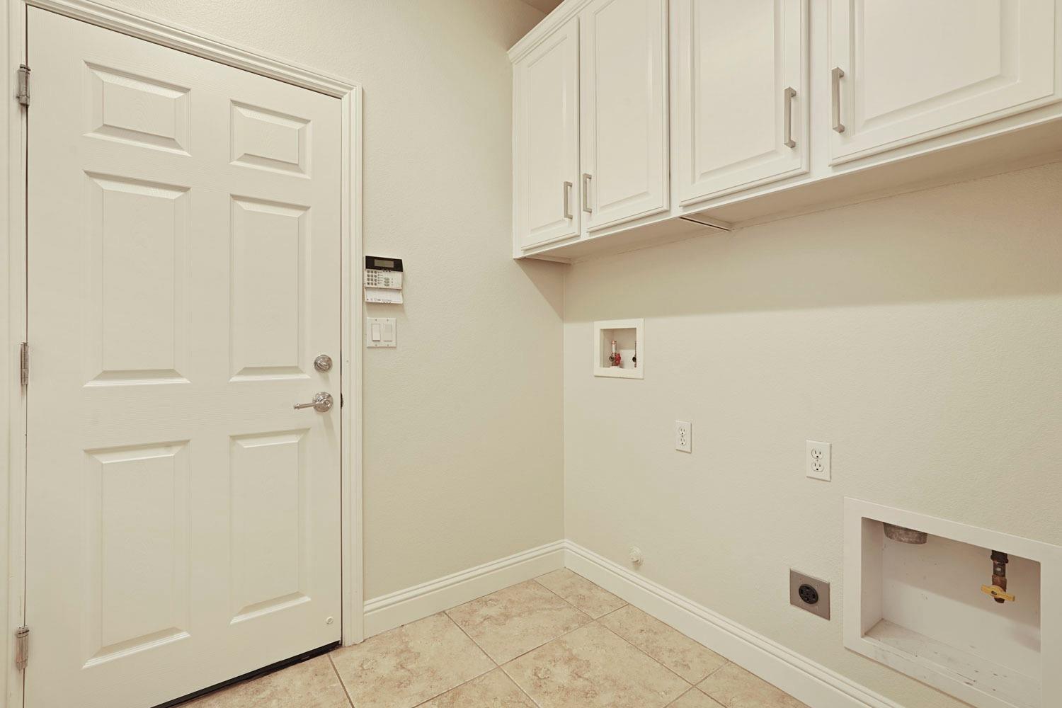 Detail Gallery Image 32 of 45 For 2350 Acorn Meadows Ln, Manteca,  CA 95336 - 2 Beds | 2 Baths