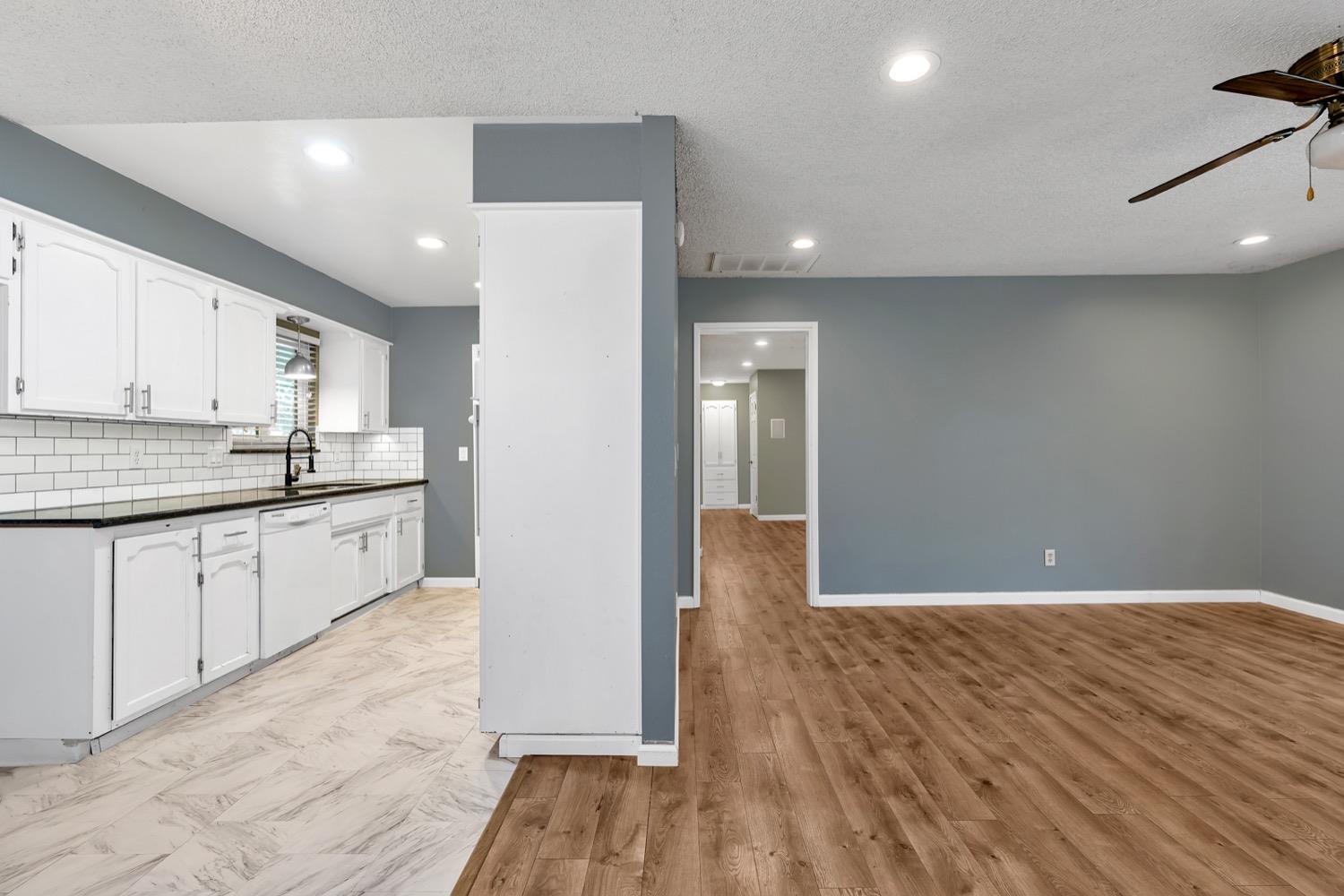 Detail Gallery Image 9 of 34 For 2345 Mission St, Turlock,  CA 95380 - 3 Beds | 2 Baths