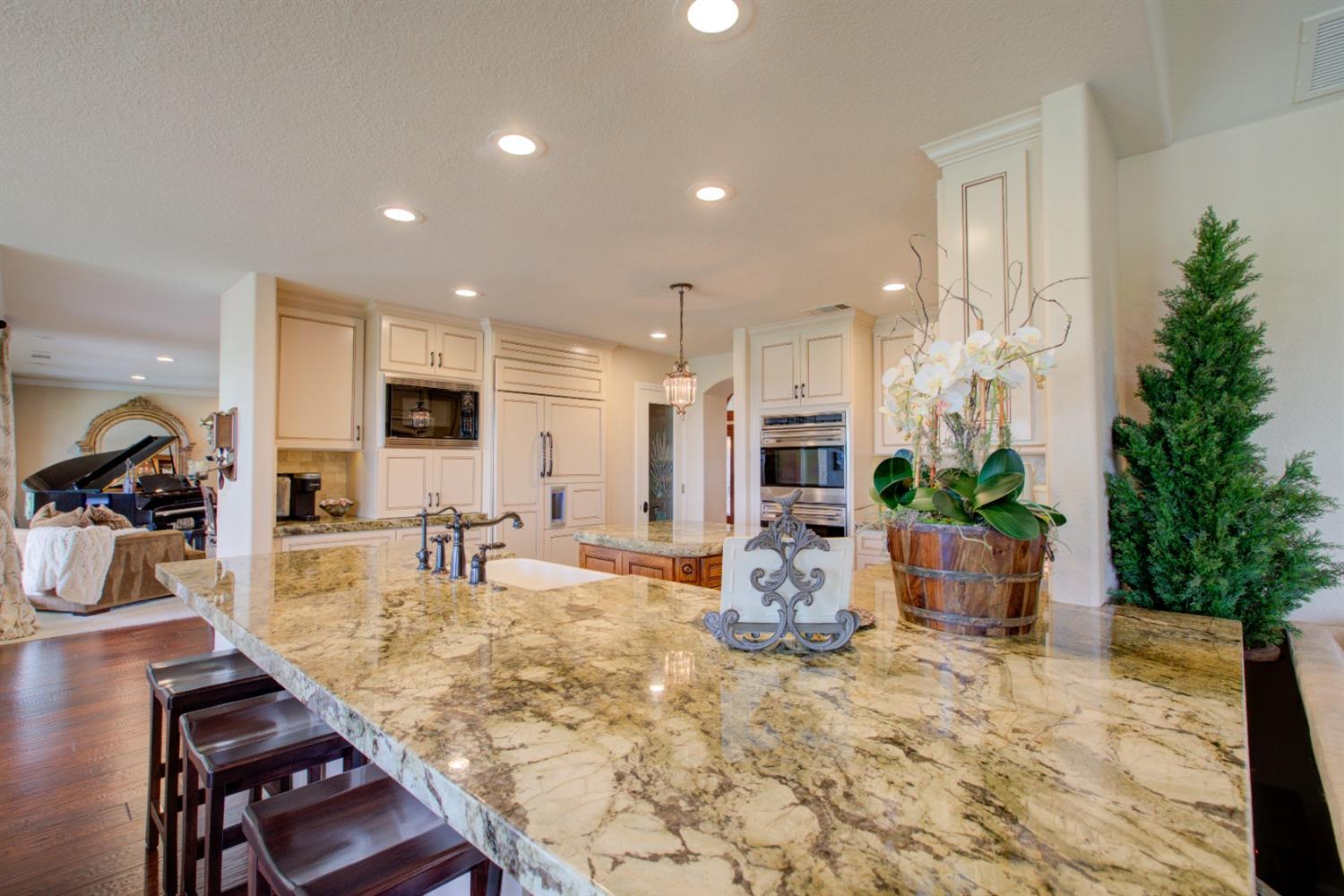 Detail Gallery Image 20 of 56 For 8901 Woodward Lake Dr, Oakdale,  CA 95361 - 4 Beds | 3/1 Baths