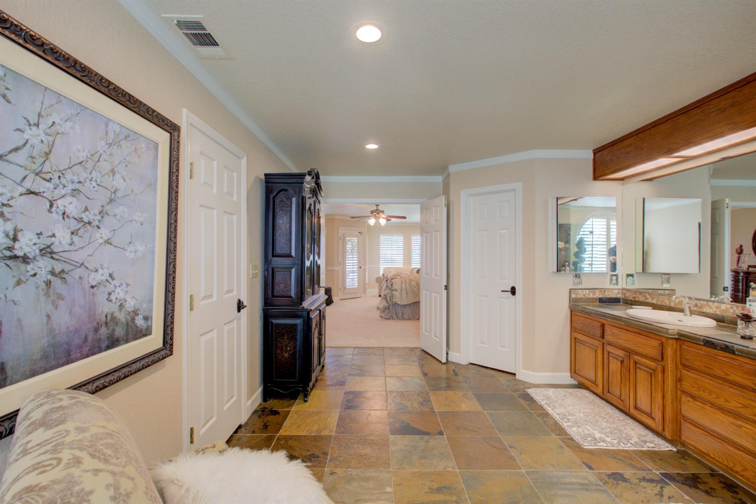 Detail Gallery Image 41 of 56 For 8901 Woodward Lake Dr, Oakdale,  CA 95361 - 4 Beds | 3/1 Baths