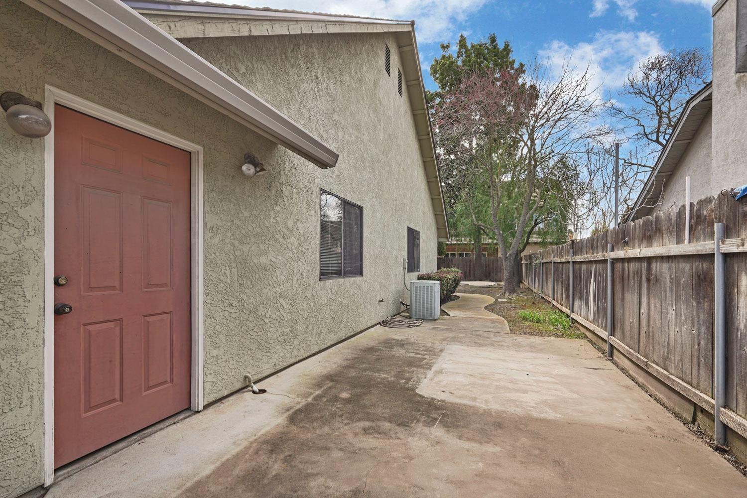 Detail Gallery Image 54 of 71 For 1574 Snapdragon Way, Manteca,  CA 95336 - 3 Beds | 2 Baths