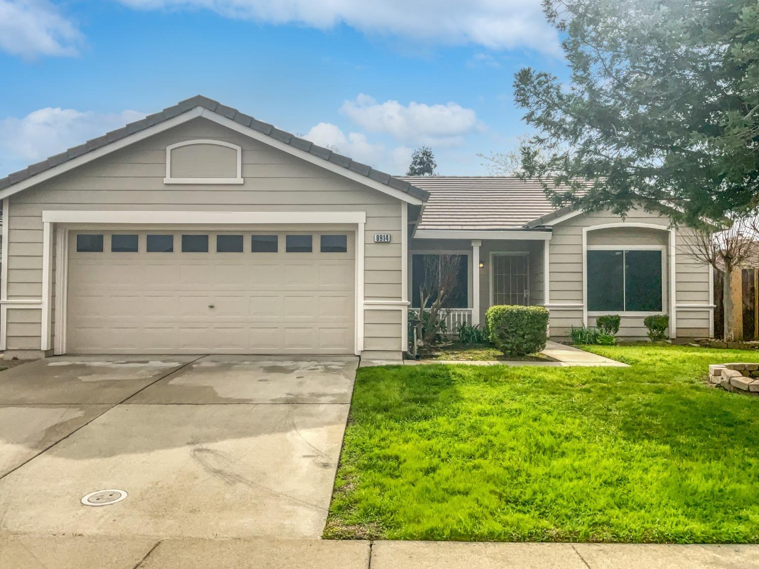 Photo of 8914 Harvest Hill Wy in Elk Grove, CA